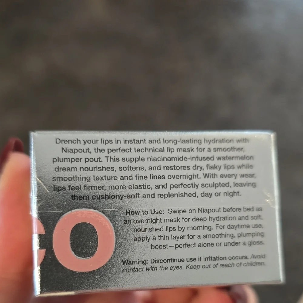 Toy Factory Niacinamide Serum Lip Mask
